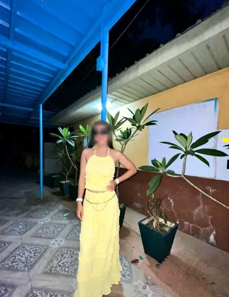 Carla, 29