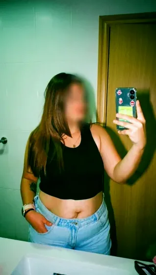 Ela, 28