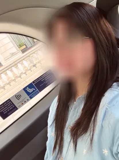 Elena, 35