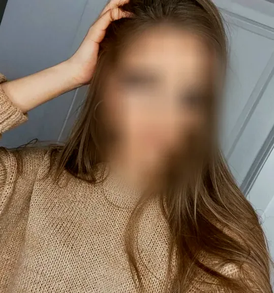 Kim, 29