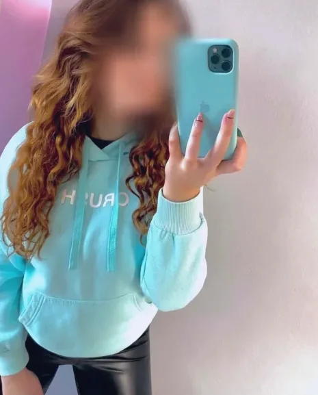 Nicole, 31
