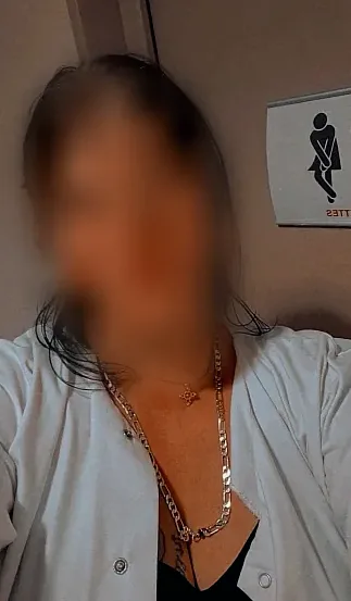 Nisa, 33