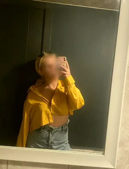 Romy, 23