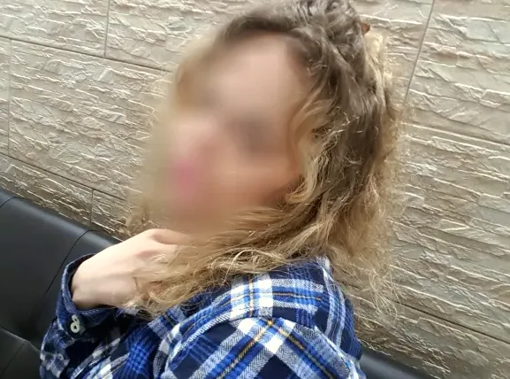 Sarah, 33
